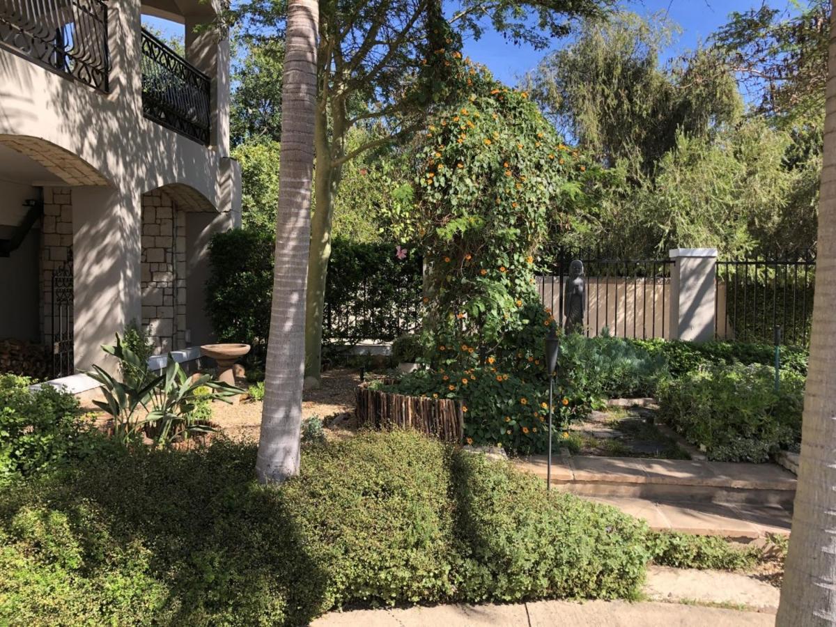 African Palm Cottage Durbanville Esterno foto