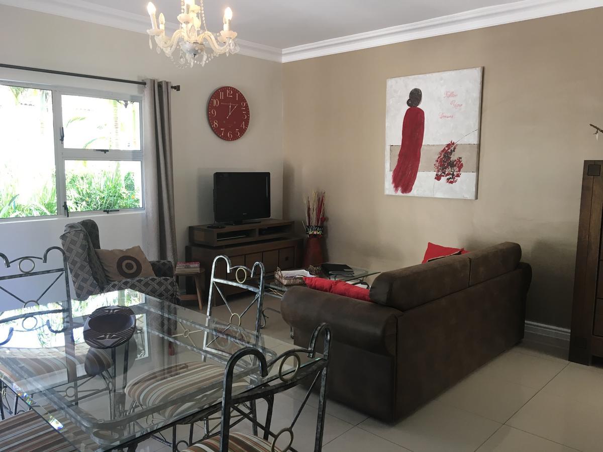 African Palm Cottage Durbanville Esterno foto