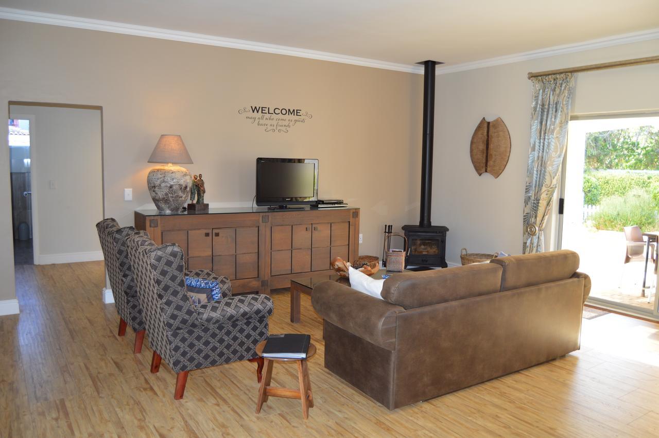 African Palm Cottage Durbanville Esterno foto