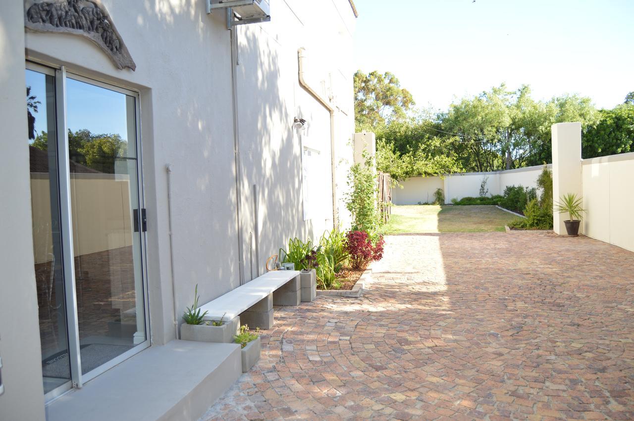 African Palm Cottage Durbanville Esterno foto