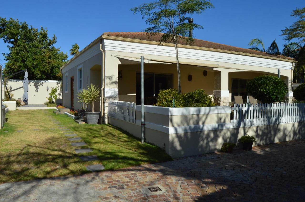 African Palm Cottage Durbanville Esterno foto