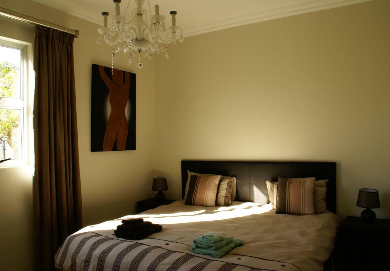 African Palm Cottage Durbanville Esterno foto
