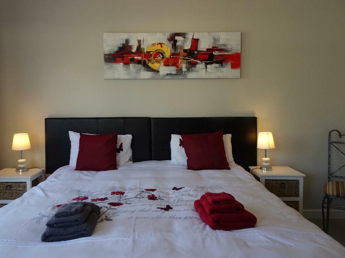 African Palm Cottage Durbanville Esterno foto