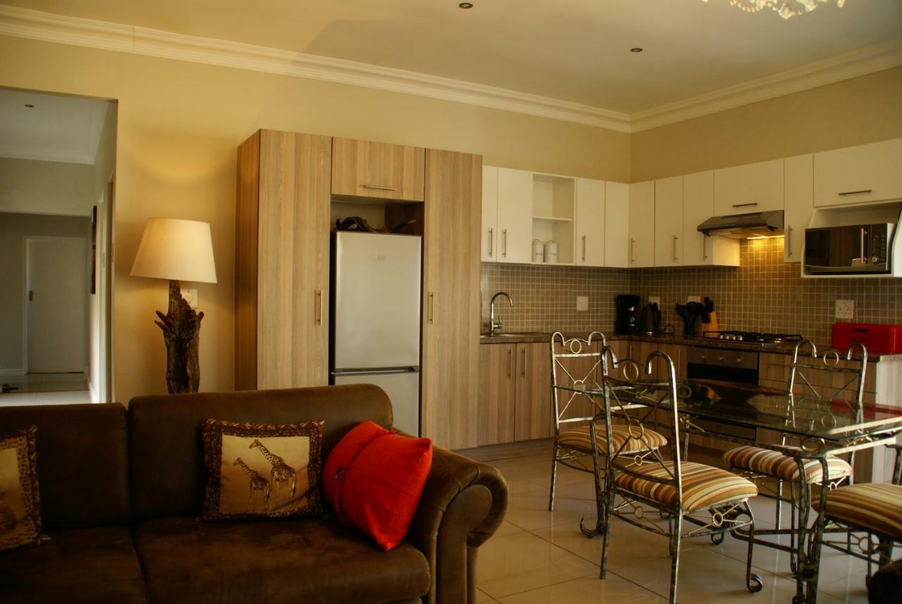 African Palm Cottage Durbanville Esterno foto